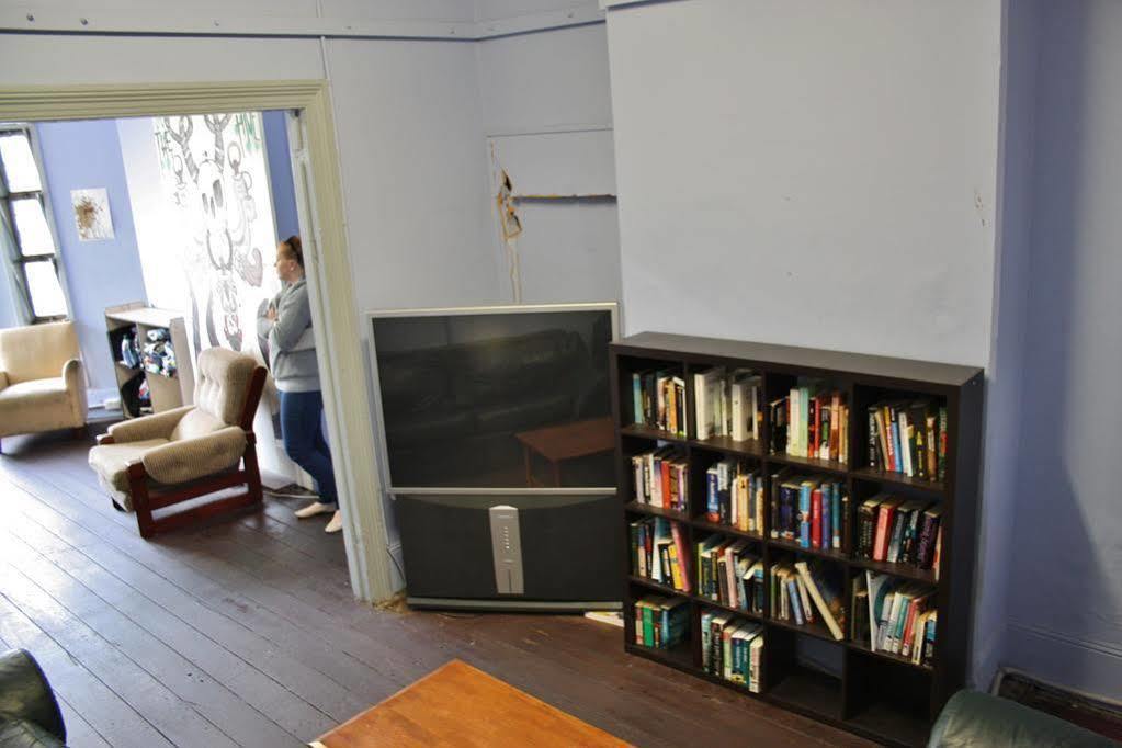 The Hive Hostel - Traveler Friendly, Passport Only Περθ Εξωτερικό φωτογραφία
